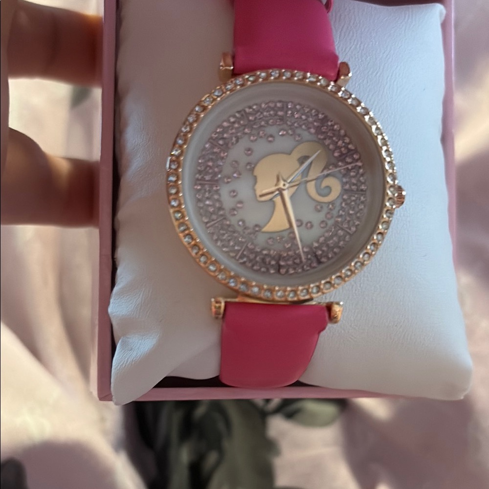 Barbie watch in Pink Collectible Box